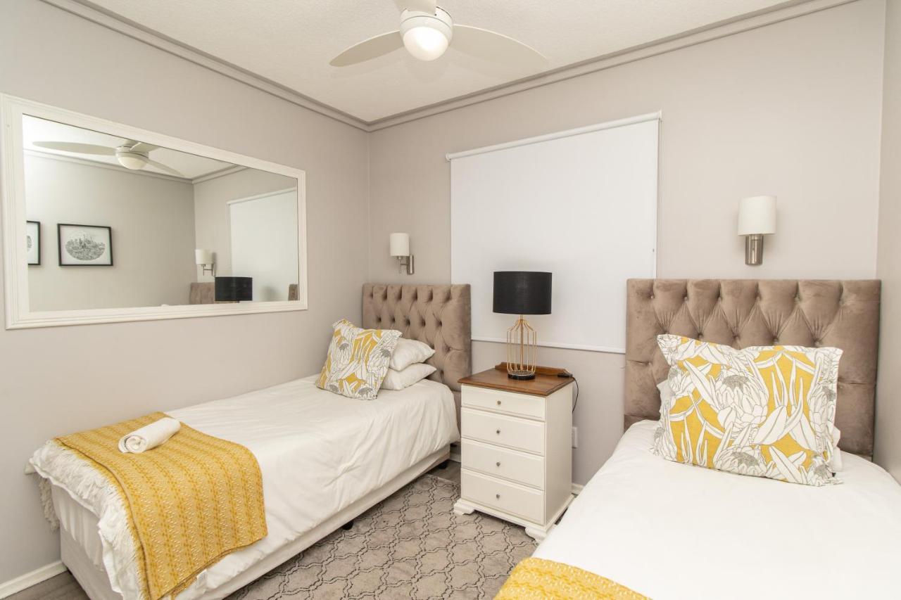 Brookes Hill Suites Luxury Apartment 124 Port Elizabeth Bagian luar foto