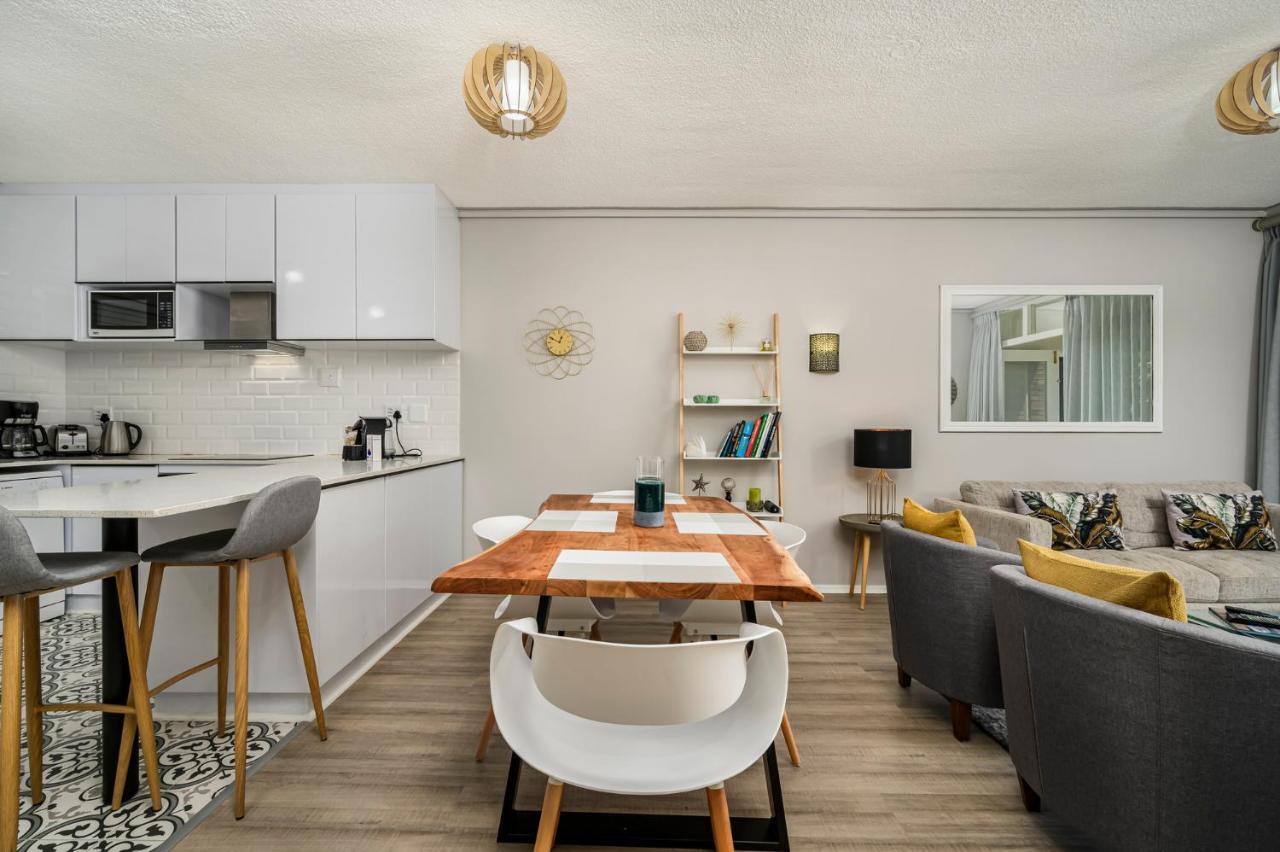 Brookes Hill Suites Luxury Apartment 124 Port Elizabeth Bagian luar foto