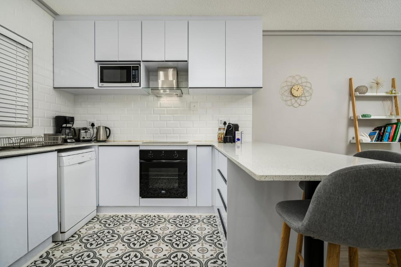 Brookes Hill Suites Luxury Apartment 124 Port Elizabeth Bagian luar foto